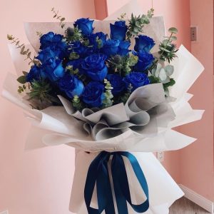 Ramo de rosas azules